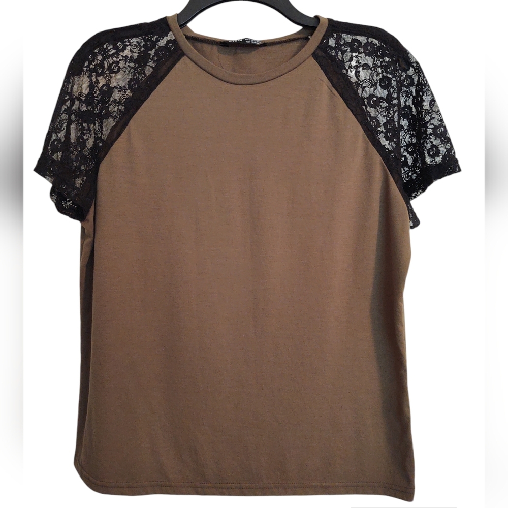 EUC SHEIN Olive Green and Black Lace Tee Size XL